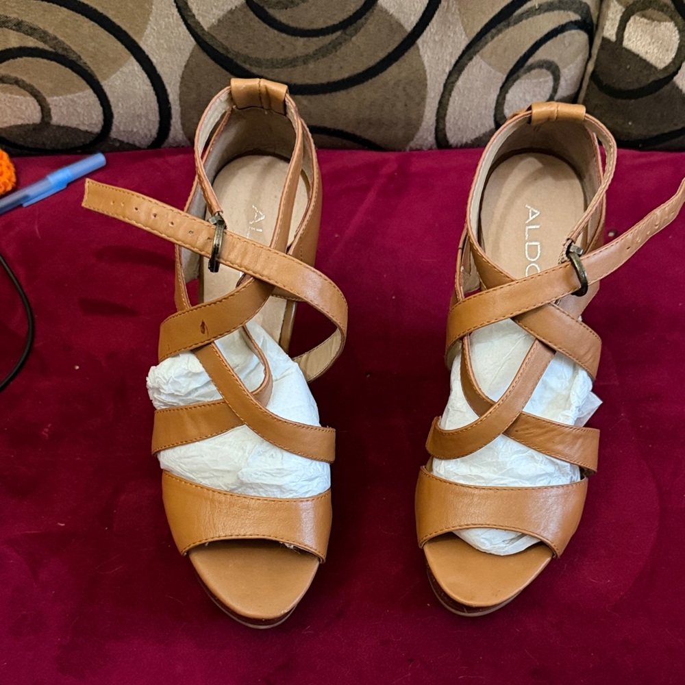 💥NI💥 Aldo Women's Brown Strappy Sandals